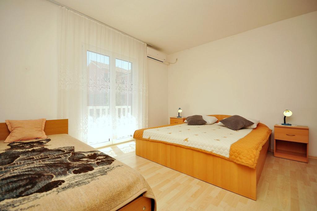 Apartment Mijo Vodice Exterior foto